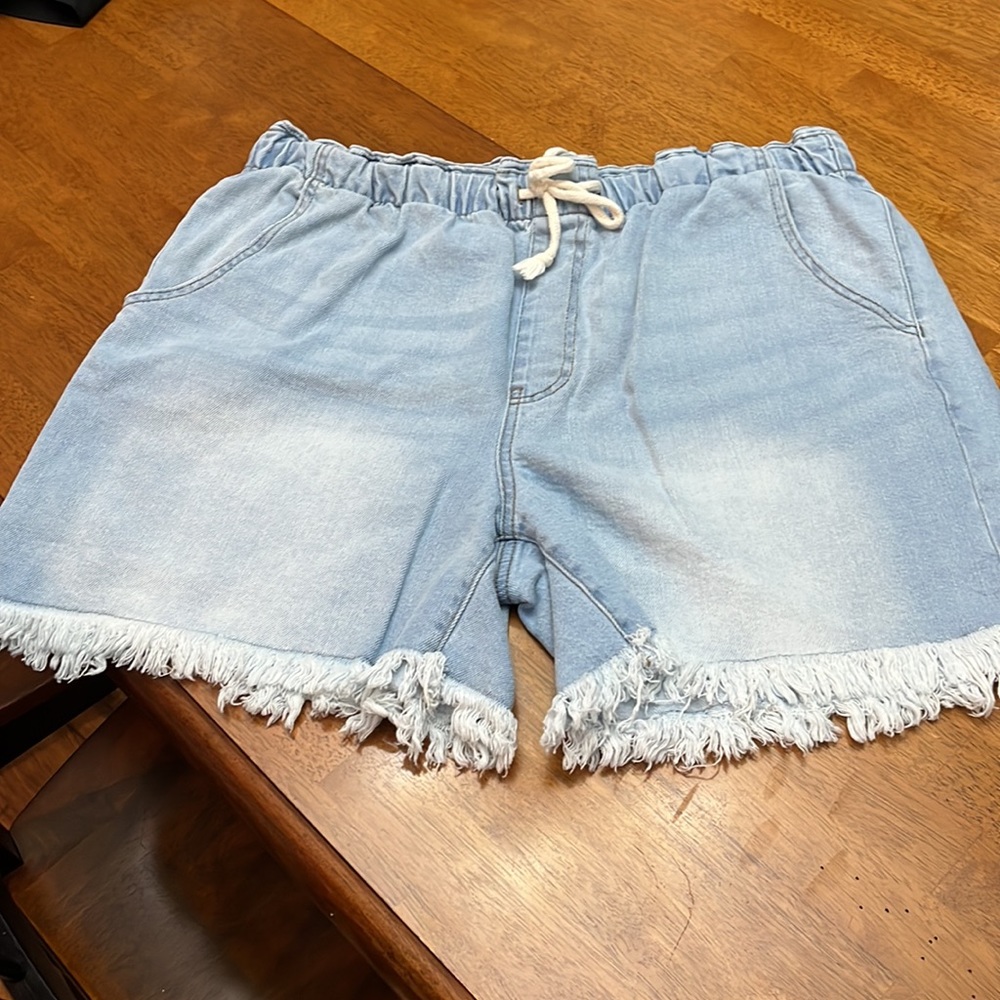 Lot of Women’s Shorts - Picture 7 of 10